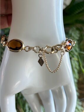 Bracelet Amber Topaz Beveled Glass Gold Tone Safety Chain Sarah Coventry Signed